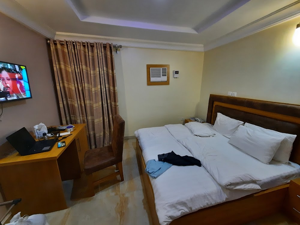 HAPPKINGS HOTEL photo 2